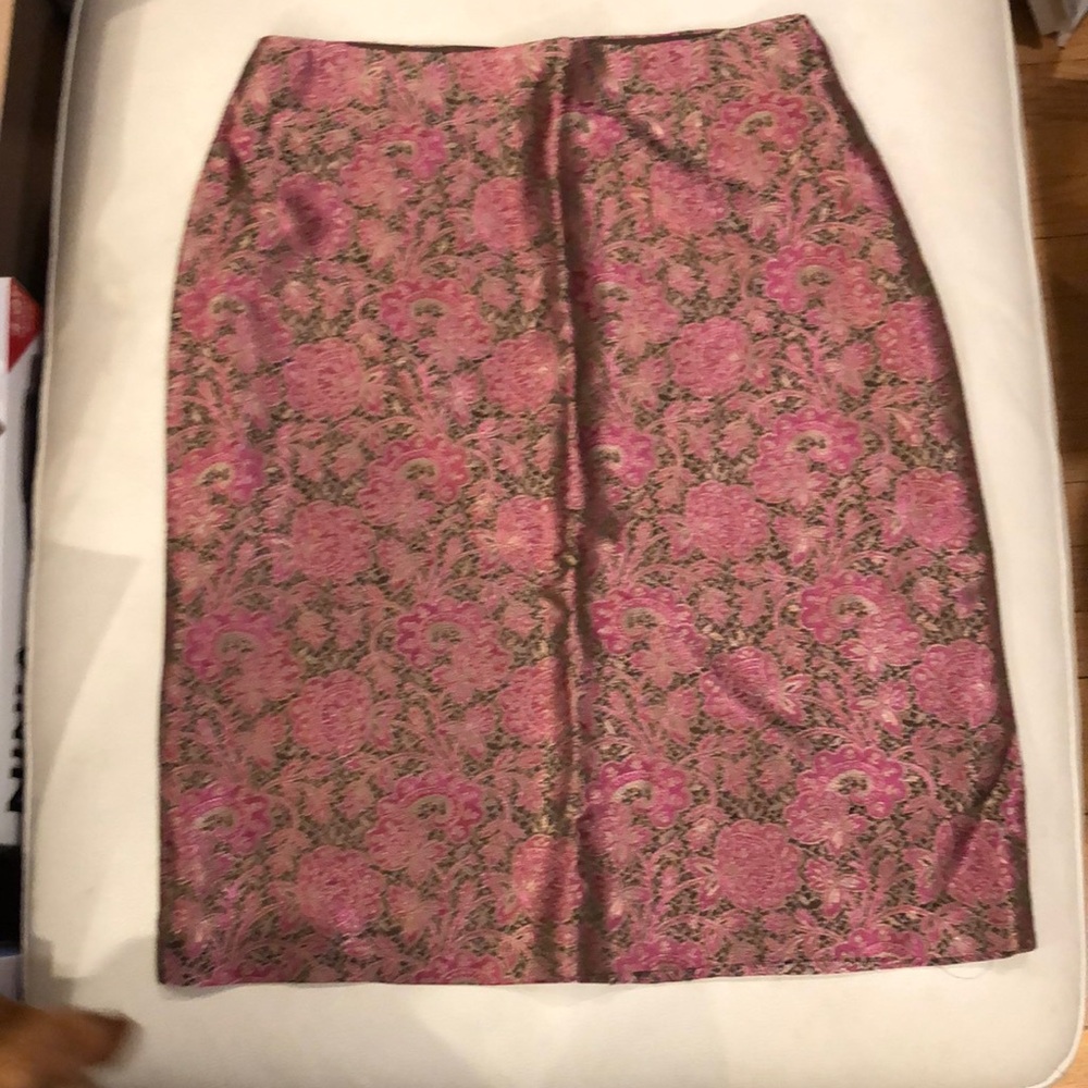 Oscar de la Renta brown with pink/gold floral design pencil skirt